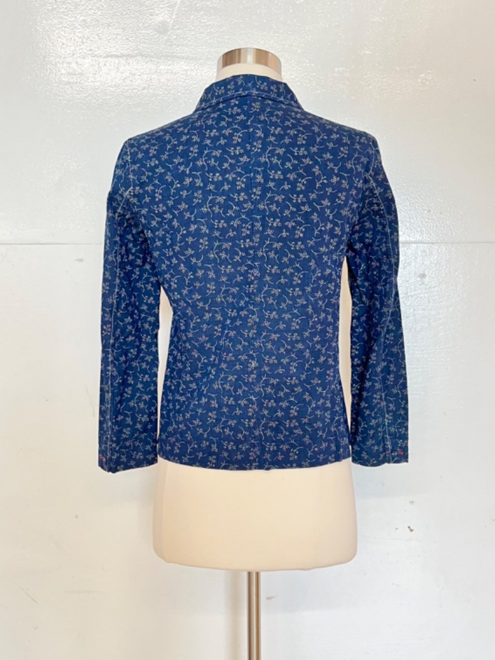 Ines de la Fressange Blue White Floral Cotton Denim Button-Up Shirt Vintage - Picture 2 of 5